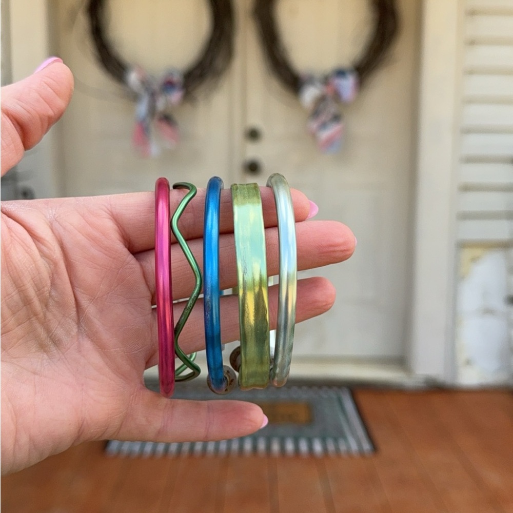 Colorful Mixed Metal Bangle Bracelet Set - Pink Blue Green Silver